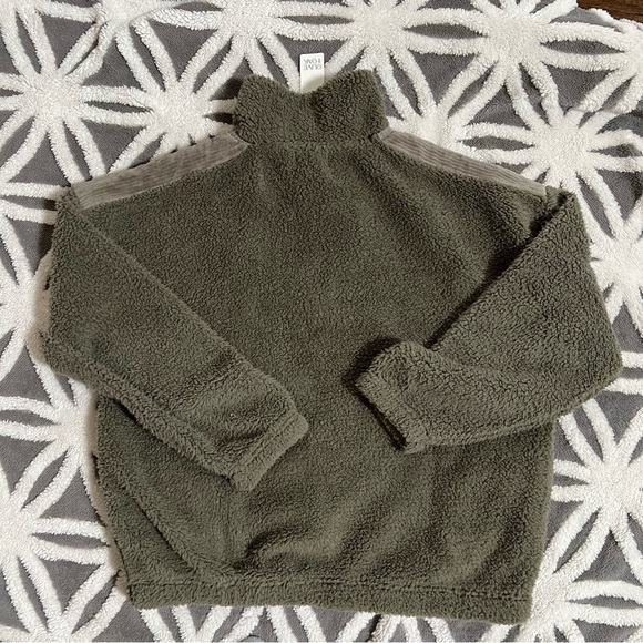 NWT Olive and Oak Sherpa Half Zip Pullover - Picture 3 of 5